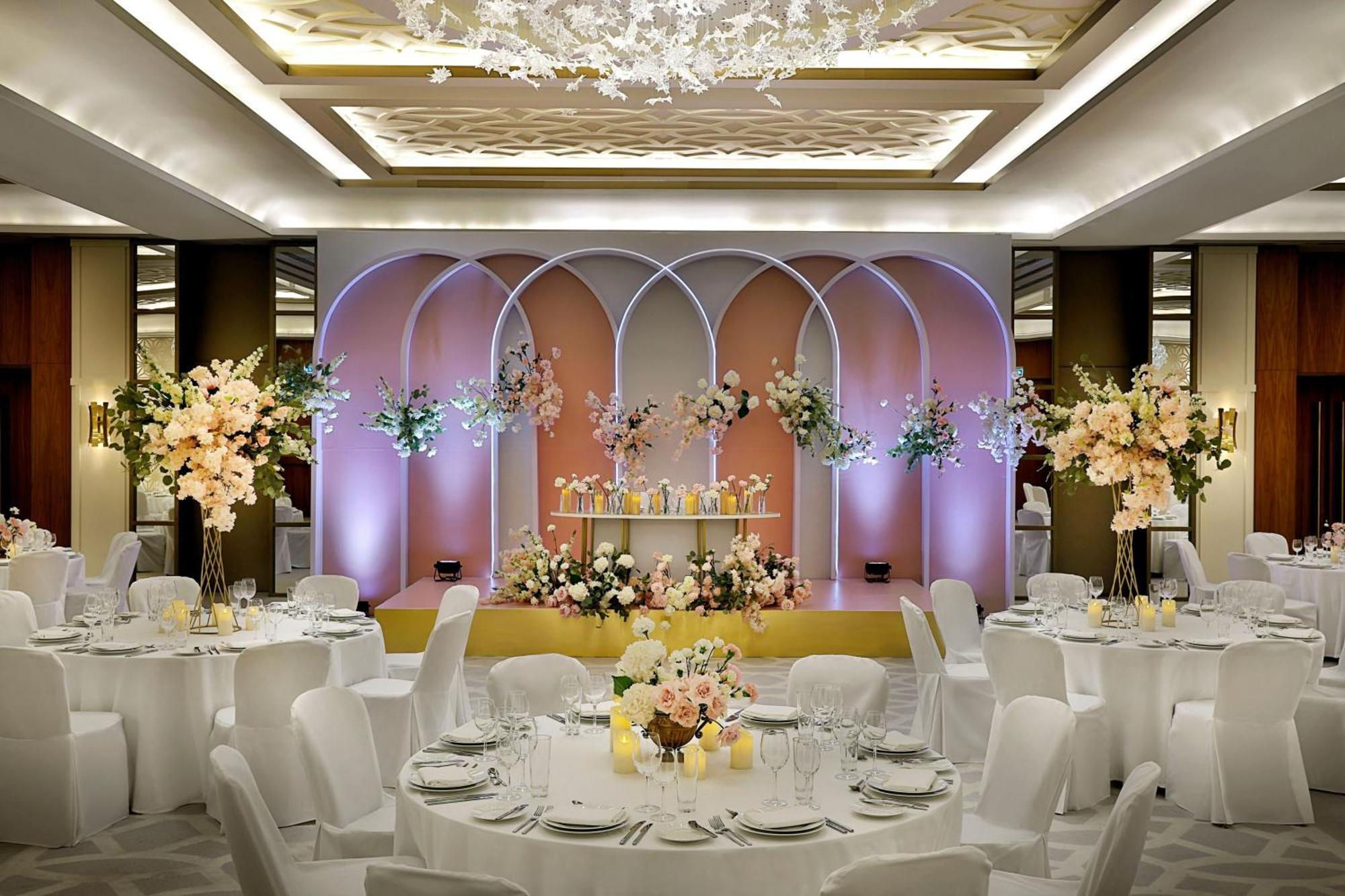 努尔苏丹喜来登酒店 阿斯坦纳 外观 照片 Wedding reception at the Mandarin Oriental, Tokyo