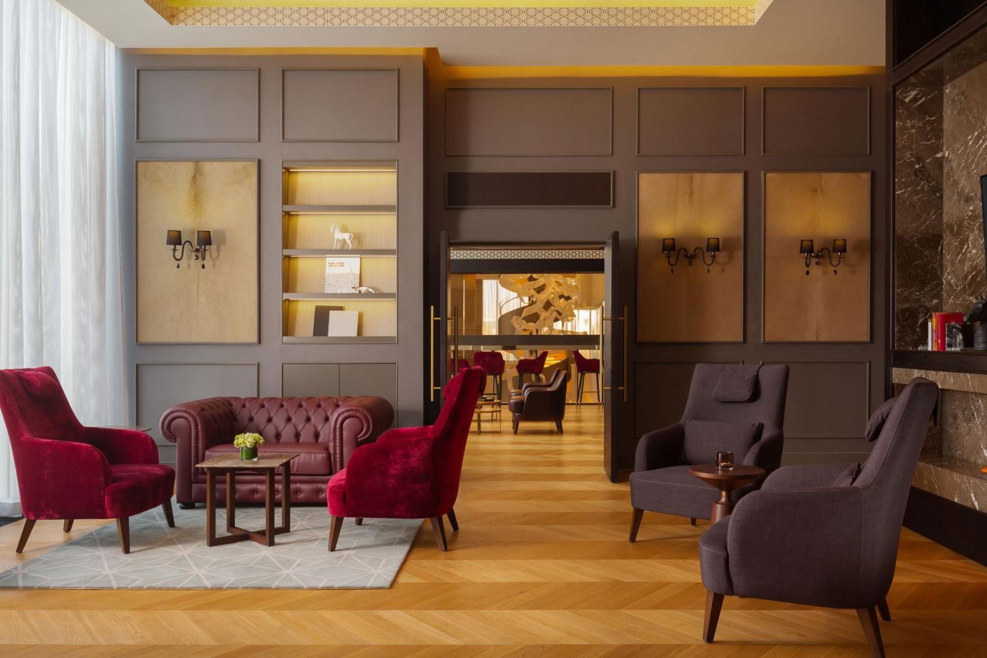 努尔苏丹喜来登酒店 阿斯坦纳 外观 照片 The hotel's lobby